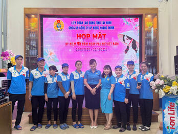 Tôn vinh vẻ đẹp phụ nữ Việt - Lan tỏa yêu thương và sẻ chia Tôn vinh vẻ đẹp phụ nữ Việt - Lan tỏa yêu thương và sẻ chia