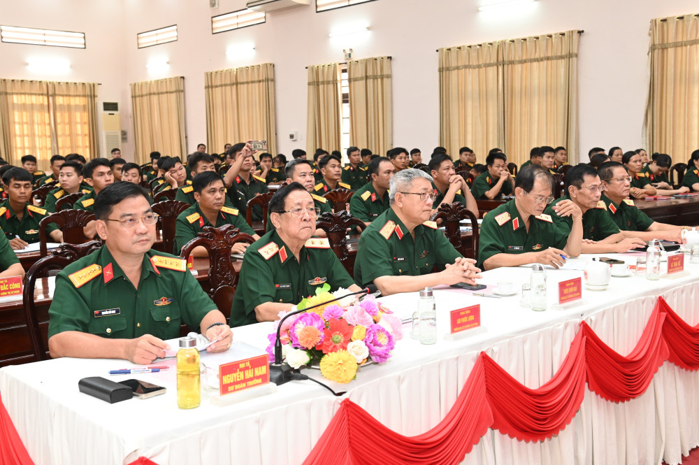 Giao lưu truyền thống, kỷ niệm 60 năm Ngày truyền thống Sư đoàn 5 Đại biểu Sư đoàn 5 dự giao lưu trực tiếp và trực tuyến giữa các bộ, chiến sĩ Sư đoàn 5 với Ban Liên lạc truyền thống Sư đoàn 5 tại TP. Hồ Chí Minh