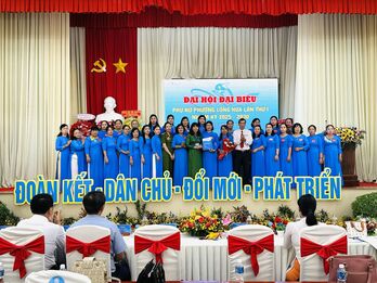 Bà Nguyễn Thụy Nhã Trúc giữ chức Chủ tịch Hội Liên hiệp Phụ nữ phường Long Hoa