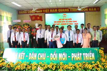 Ông Nguyễn Tấn Minh giữ chức Chủ tịch Hội Nông dân xã Long Cang
