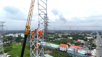 Tập trung 'gỡ khó' để các dự án điện hoàn thành theo kế hoạch