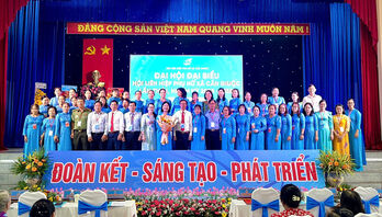 Bà Dương Bích Cảm giữ chức Chủ tịch Hội Liên hiệp Phụ nữ xã Cần Giuộc