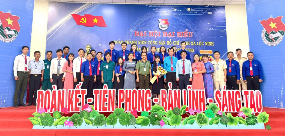 Chị Lâm Thị Phụng giữ chức Bí thư Đoàn TNCS Hồ Chí Minh xã Lộc Ninh