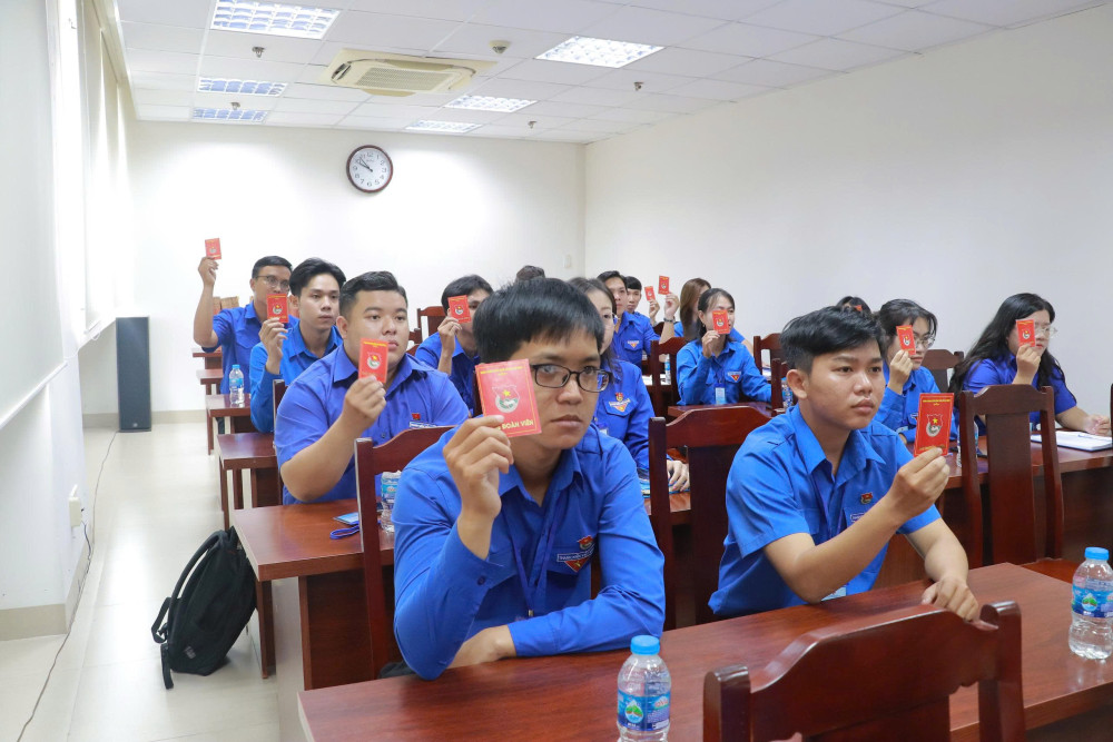 Anh Trần Huỳnh Như giữ chức vụ Bí thư Chi đoàn cơ sở Cơ quan UBMTTQ Việt Nam tỉnh