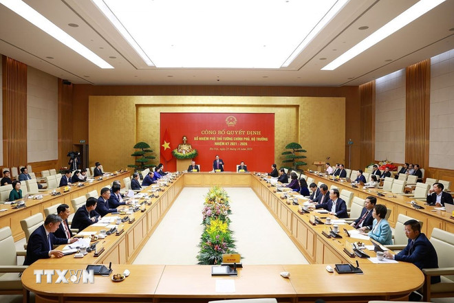 Thủ tướng: Tập trung thực hiện các nhiệm trọng tâm cuối năm 2025 theo thứ tự ưu tiên