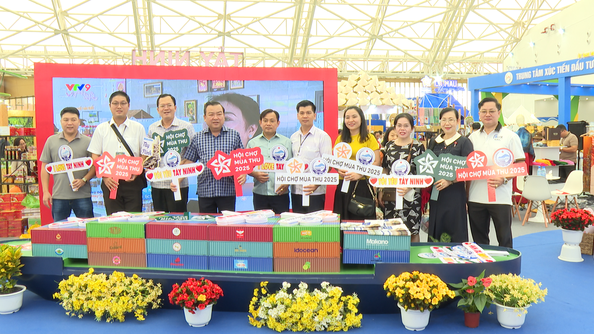 Phó Bí thư Tỉnh ủy Tây Ninh Phạm Hùng Thái tham quan Hội chợ mùa Thu năm 2025