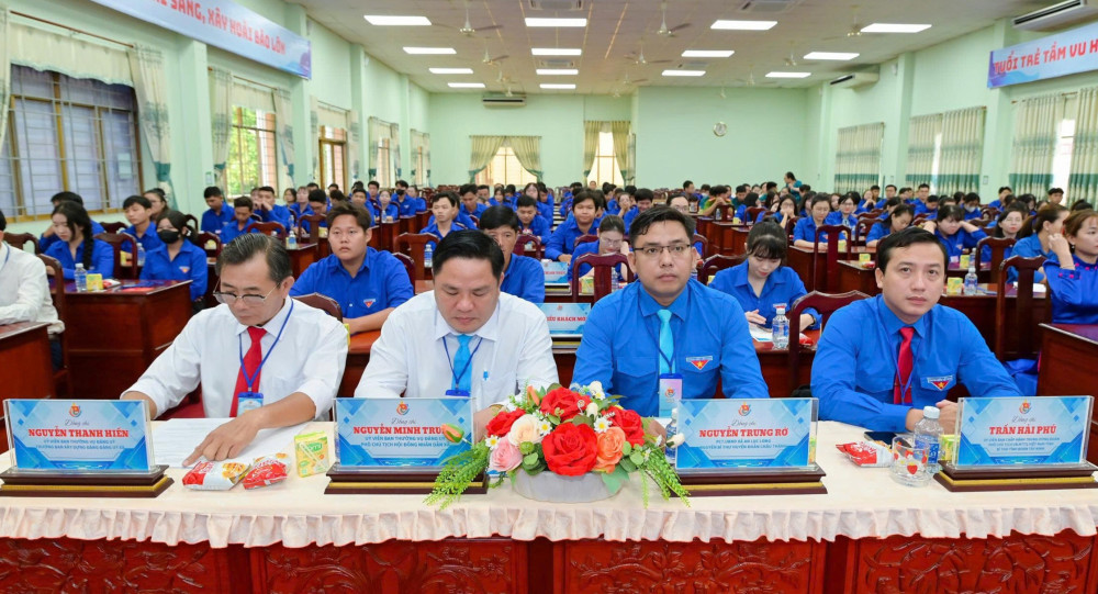 Chị Nguyễn Thị Thanh Lan giữ chức Bí thư Đoàn TNCS Hồ Chí Minh xã Tầm Vu