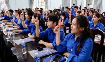 Chị Nguyễn Thị Tuyết Nhi giữ chức Bí thư Đoàn TNCS Hồ Chí Minh xã Truông Mít