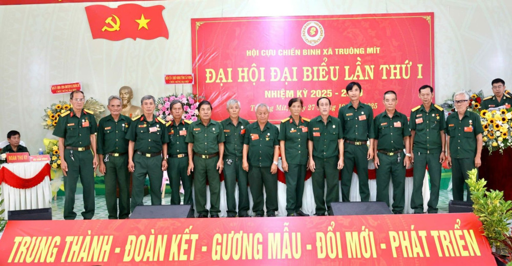Ông Tô Văn Cảnh giữ chức Chủ tịch Hội Cựu chiến binh xã Truông Mít