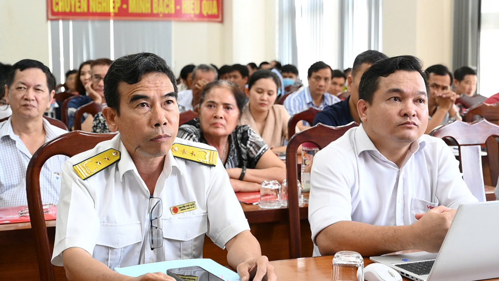 Triển khai Đề án 'Chuyển đổi mô hình và phương pháp quản lý thuế đối với hộ kinh doanh khi xóa bỏ thuế khoán'
