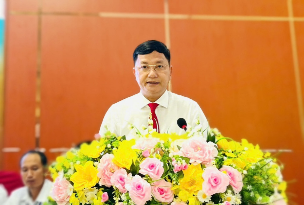 Bà Võ Thị Quế Lâm giữ chức Chủ tịch Hội Nông dân xã Đức Huệ