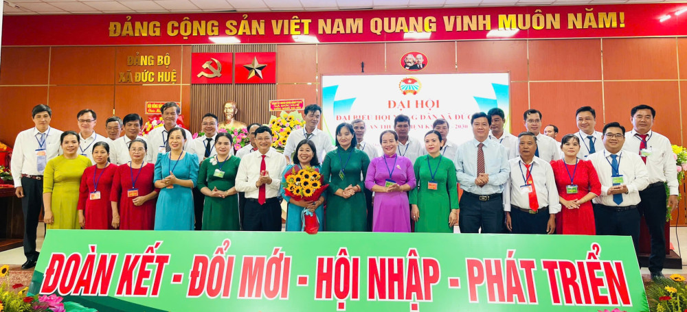 Bà Võ Thị Quế Lâm giữ chức Chủ tịch Hội Nông dân xã Đức Huệ
