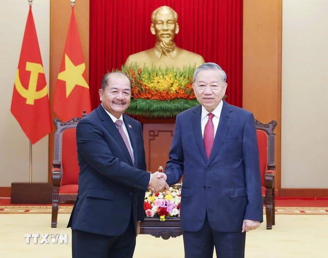 Tổng Bí thư Tô Lâm tiếp Đoàn đại biểu Đảng Nhân dân Cách mạng Lào