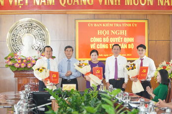 Ủy ban Kiểm tra Tỉnh ủy công bố quyết định về công tác cán bộ