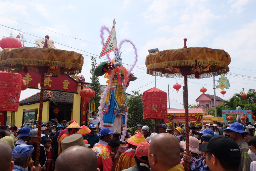 Developing community tourism from heritage