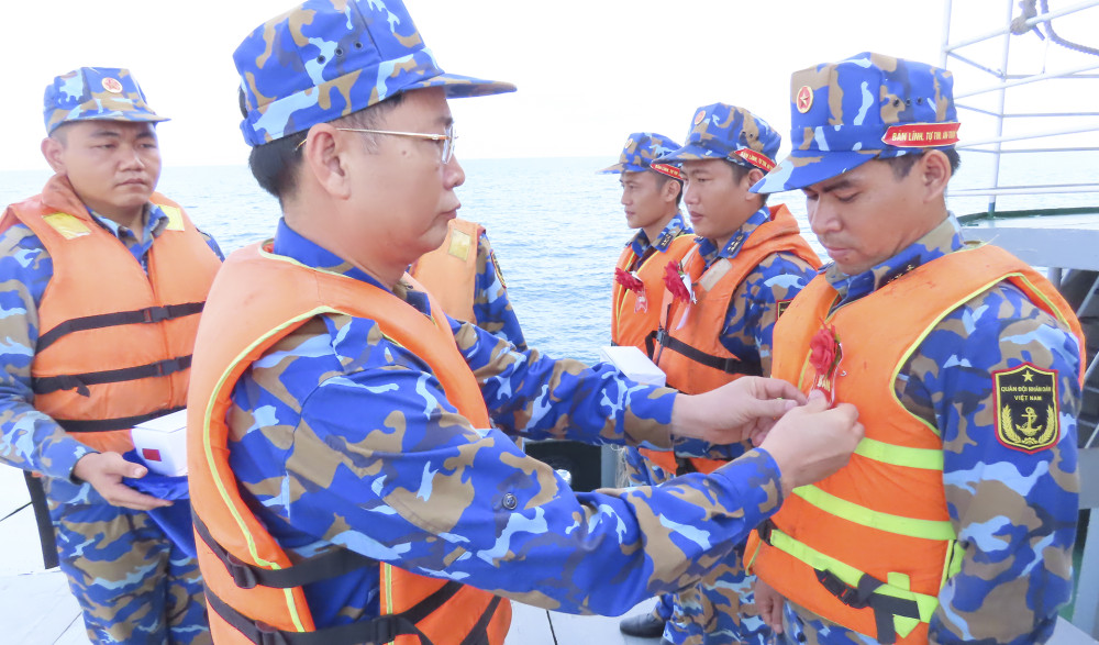 'Hoa bắn giỏi' nở trên sóng