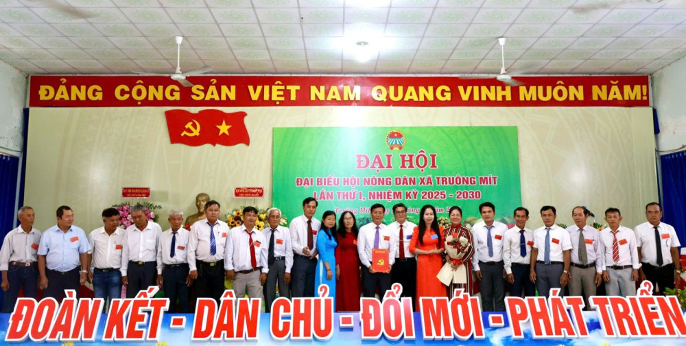 Ông Lê Văn Lộc giữ chức Chủ tịch Hội Nông dân xã Truông Mít