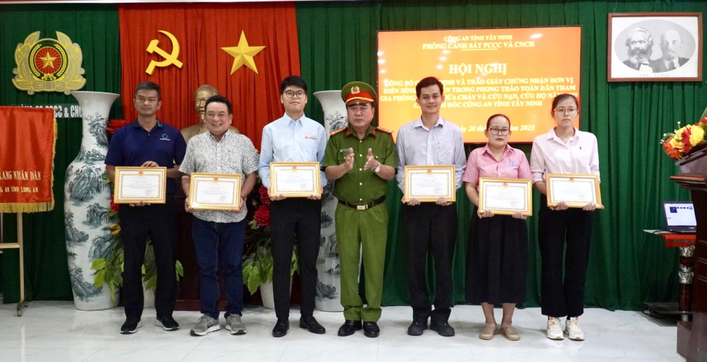 260 đơn vị đạt điển hình tiên tiến trong phong trào toàn dân tham gia phòng cháy, chữa cháy và cứu nạn, cứu hộ năm 2025