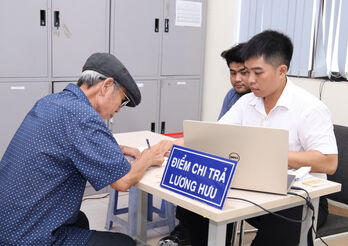 Cảnh báo chiêu trò lừa đảo nhắm vào người nhận lương hưu