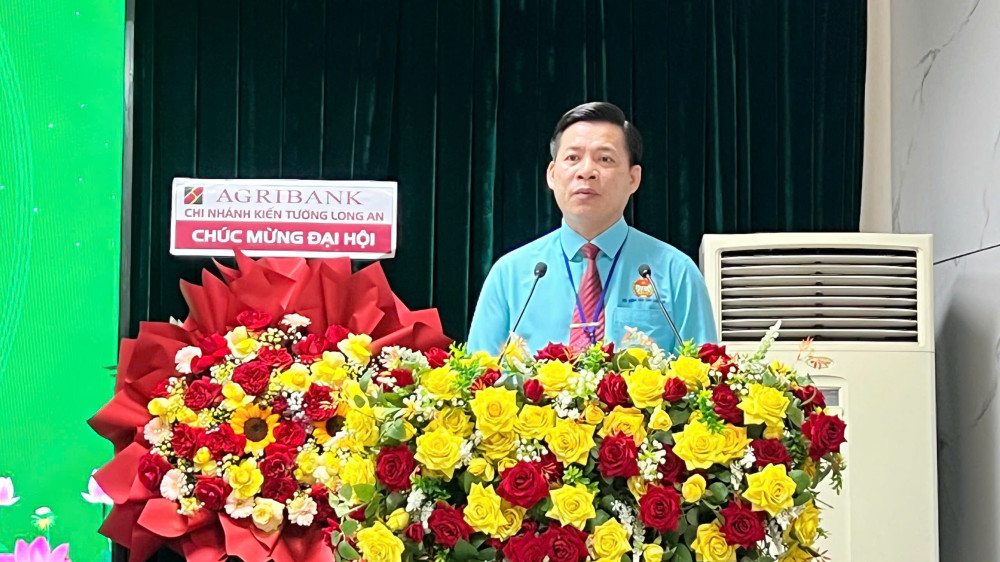 Bà Đặng Thị Duyên giữ chức Chủ tịch Hội Nông dân phường Kiến Tường