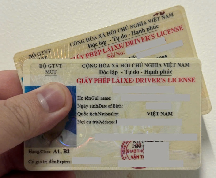 Khuyến khích chuyển đổi giấy phép lái xe sang thẻ nhựa PET