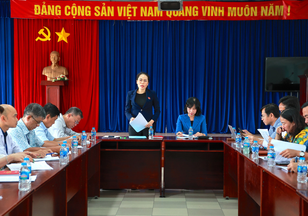 HĐND tỉnh khảo sát tình hình cung cấp thuốc bảo hiểm y tế, vật tư y tế trên địa bàn phường Trảng Bàng