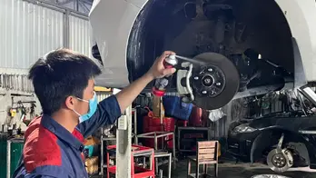 4 bộ phận trên ô tô cần kiểm tra để lái xe an toàn khi trời mưa