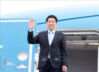 Vietnamese President leaves for APEC Economic Leaders’ Week in RoK Vietnamese President leaves for APEC Economic Leaders’ Week in RoK