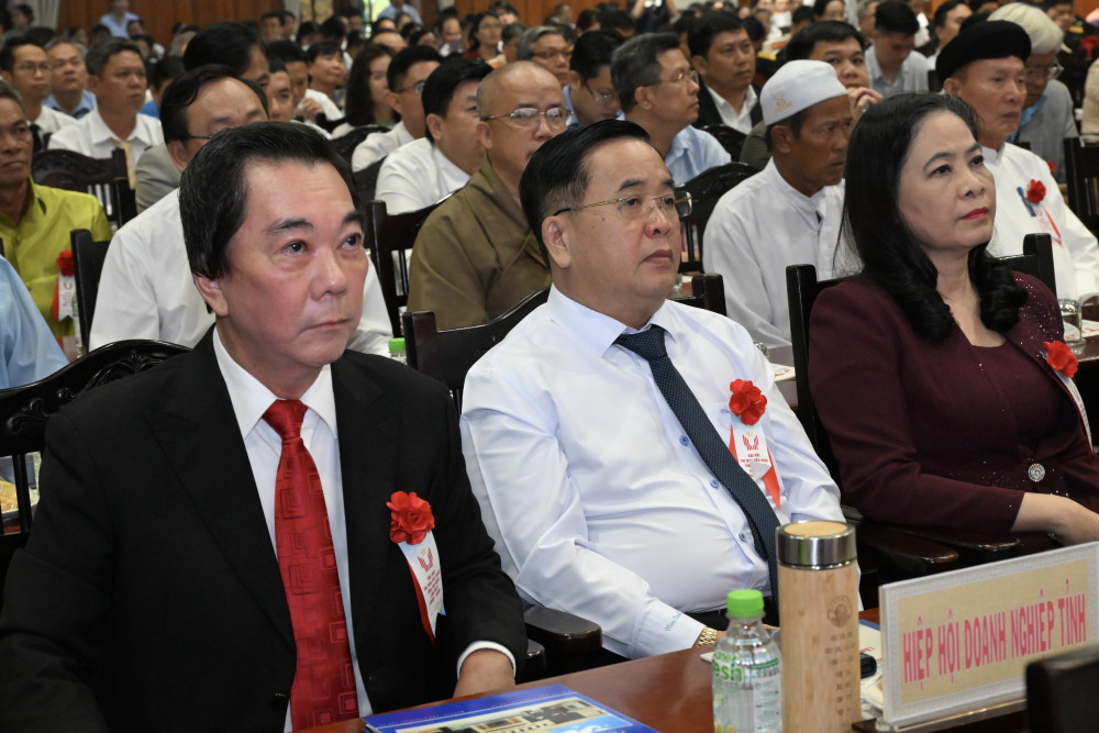 Đại hội Thi đua yêu nước tỉnh Tây Ninh lần thứ I: Khí thế mới, quyết tâm mới