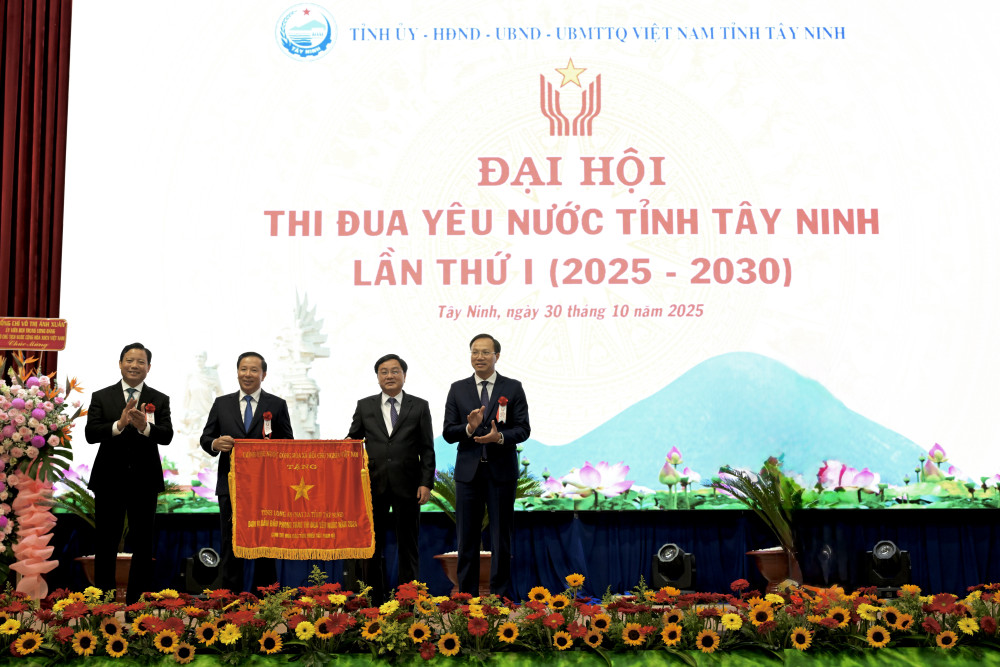 Đại hội Thi đua yêu nước tỉnh Tây Ninh lần thứ I: Khí thế mới, quyết tâm mới