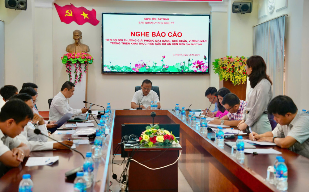 Tập trung tháo gỡ khó khăn, đẩy nhanh tiến độ giải phóng mặt bằng các khu công nghiệp