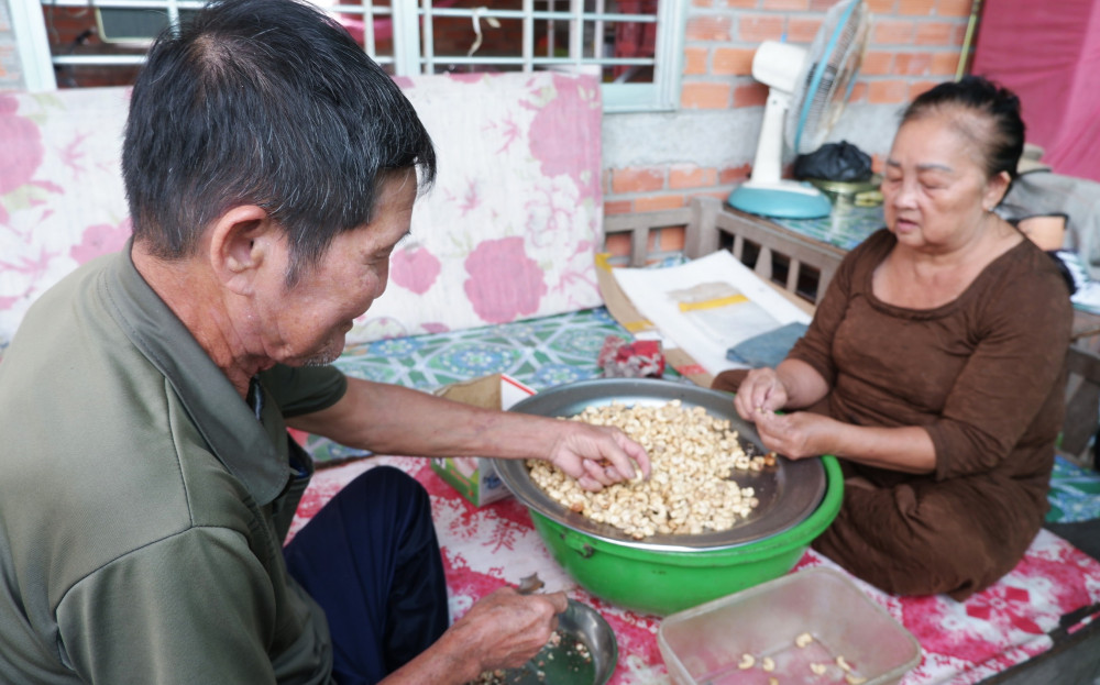 Giảm nghèo - Từ chính sách đến cuộc sống