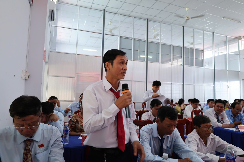 Xã An Lục Long: Cử tri quan tâm phòng, chống lừa đảo công nghệ cao