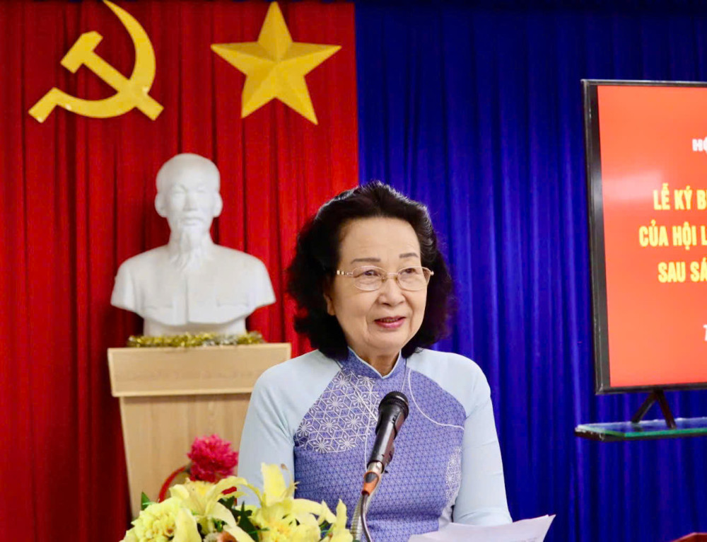 Bàn giao, tiếp nhận nhiệm vụ sau hợp nhất Hội Liên hiệp Văn học Nghệ thuật tỉnh Long An và Tây Ninh