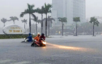 Thời tiết hôm nay 31/10: Bắc Bộ mưa rét, vùng mưa to dịch lên Huế đến Nghệ An Thời tiết hôm nay 31/10: Bắc Bộ mưa rét, vùng mưa to dịch lên Huế đến Nghệ An