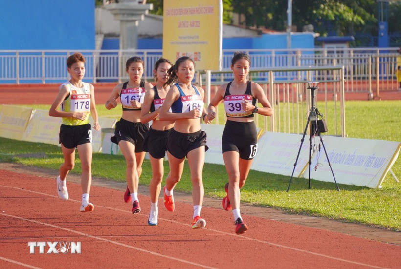 Vietnamese athletes undergo training in France to prepare for Olympics