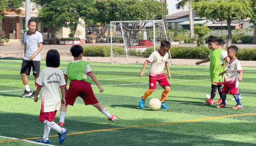 Bóng đá cộng đồng dành cho trẻ em