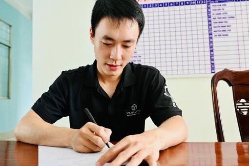 Nhiệt huyết tuổi trẻ qua lá đơn tình nguyện