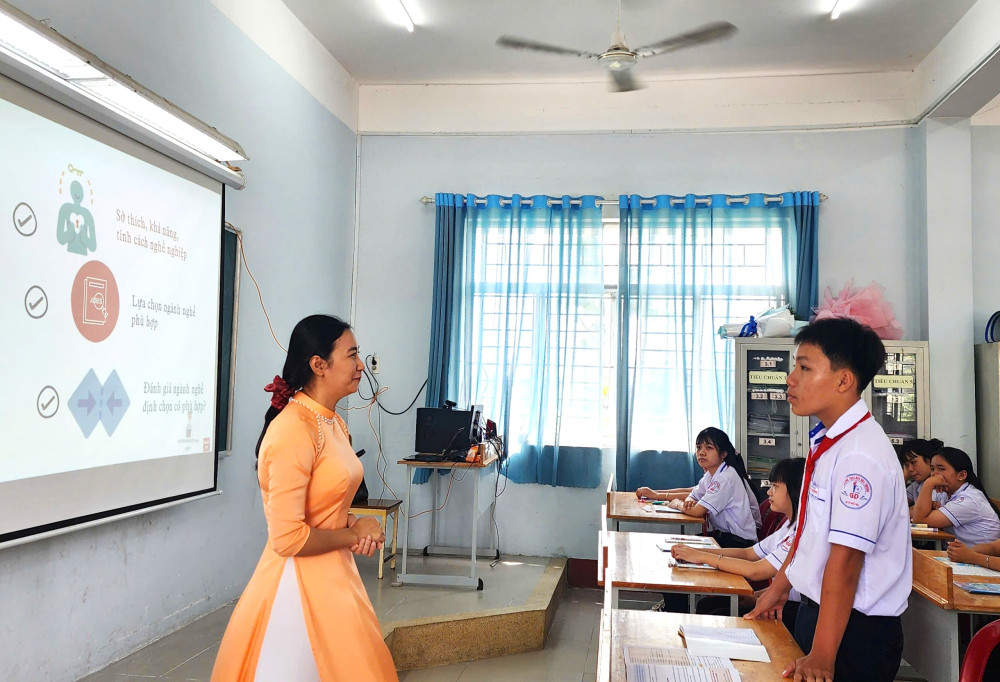 Phân luồng học sinh - Góp phần điều tiết cơ cấu ngành nghề