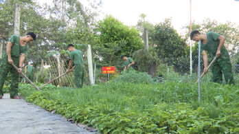 Đồn biên phòng Tống Lê Chân: Tăng gia sản xuất, cải thiện đời sống cho bộ đội