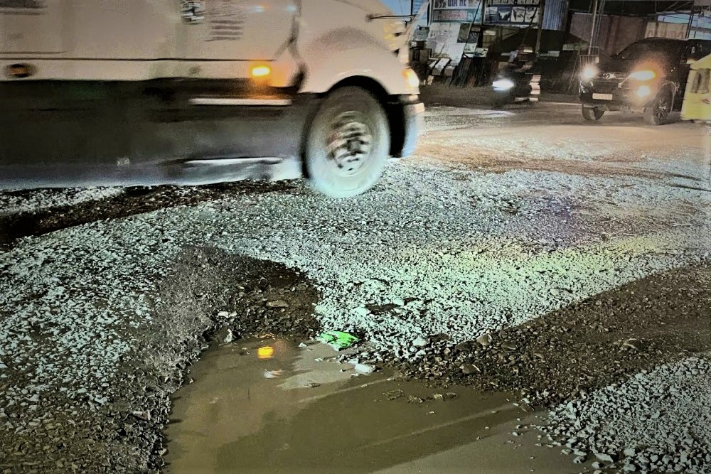 Tạm ngưng lưu thông để sửa chữa nút giao giữa Đường tỉnh 825 và đường cặp Kênh Tây