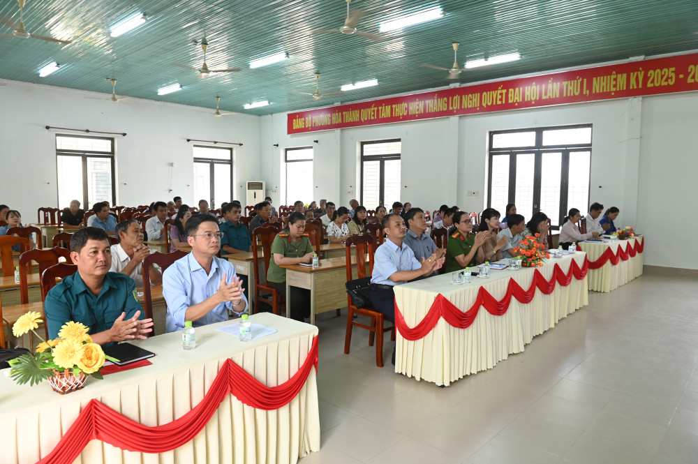 Quang cảnh hội nghị