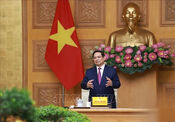 Vietnam commits all possible support for semiconductor investors: PM-