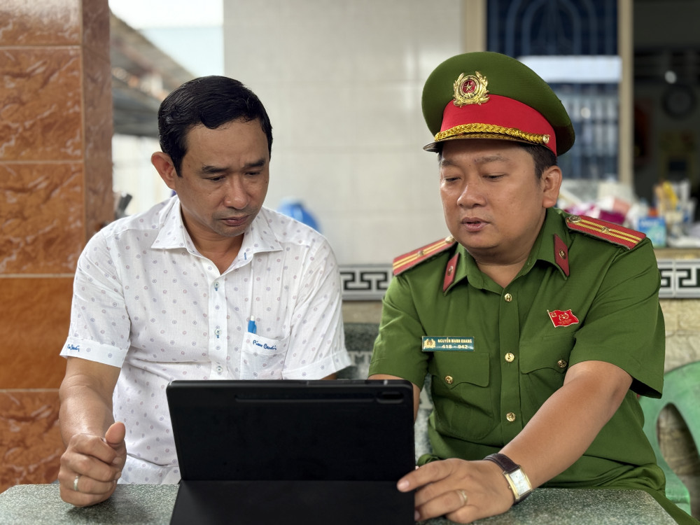 Quản lý lưu trú thông minh góp phần bảo đảm an ninh cơ sở