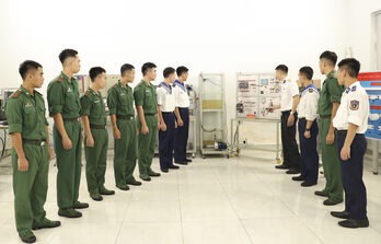 Giúp học viên tiếp cận thực tế bằng các sáng kiến