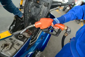 Giá xăng dầu hôm nay 11/11: Xăng trong nước sắp có đợt tăng