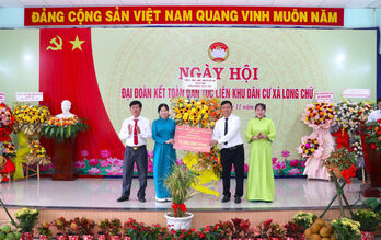 Ngày hội Đại đoàn kết toàn dân tộc liên khu dân cư xã Long Chữ