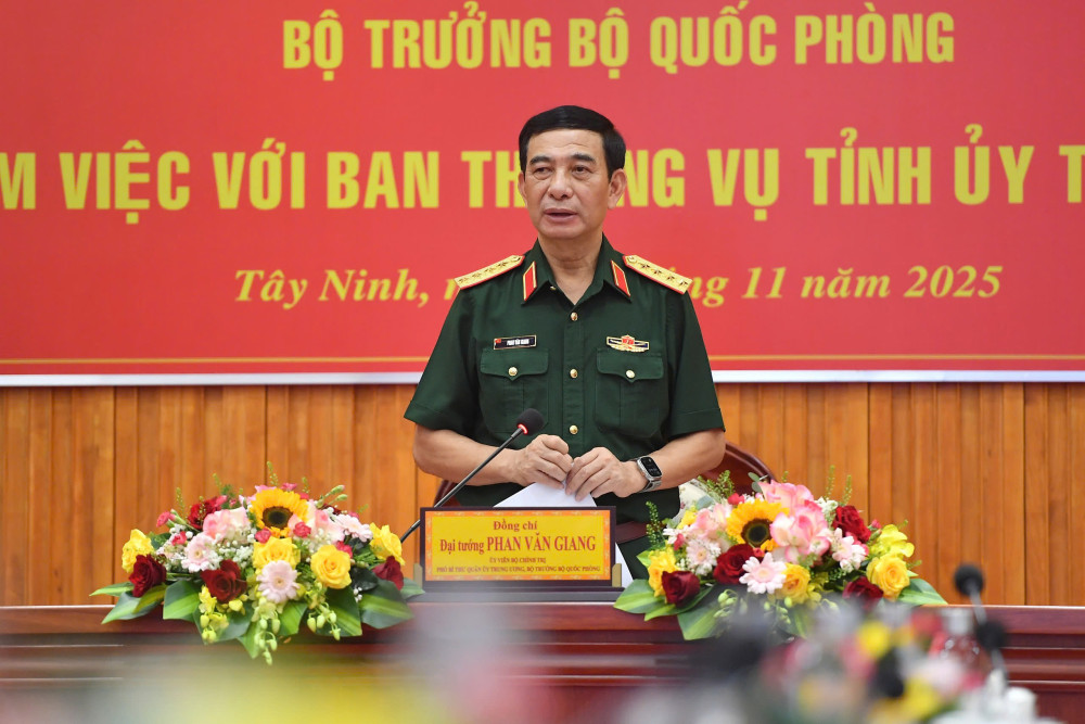 Đại tướng Phan Văn Giang phát biểu chỉ đạo