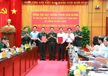 Tỉnh Tây Ninh và Viettel:
Hợp tác chiến lược thúc đẩy chuyển đổi số