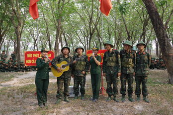 Tiếp sức mùa huấn luyện